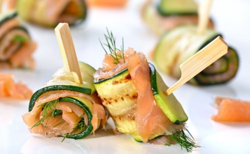 Rolletjes courgette met zalm