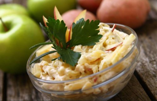 Aardappelsalade met appel