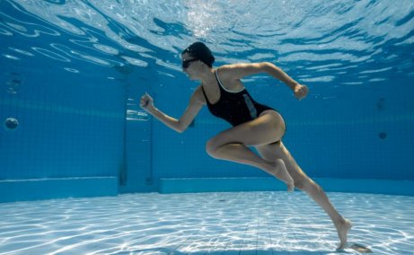 sprinten in het water