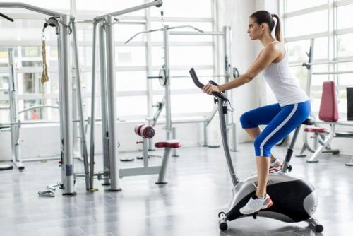 Een goede houding op je hometrainer, tips en trucs