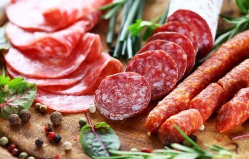 salami en andere worsten met veel suiker