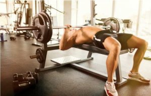 Bench press of bankdrukken: techniek en voordelen