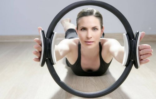 Oefeningen met de Pilates ring