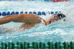 Voor- en nadelen van zwemmen, een geweldige sport