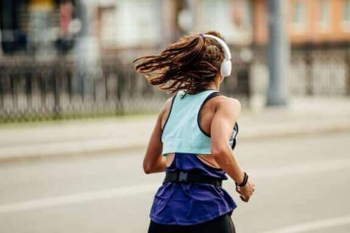 Hardlopen in de stad of in de bergen: voor- en nadelen