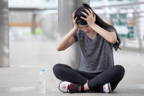 Vier oefeningen tegen hoofdpijn door spierspanning