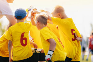 De voordelen van teamsporten voor kinderen