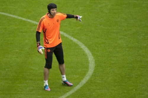 Petr Cech in het doel