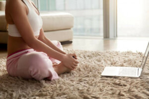 Yoga vanuit huis
